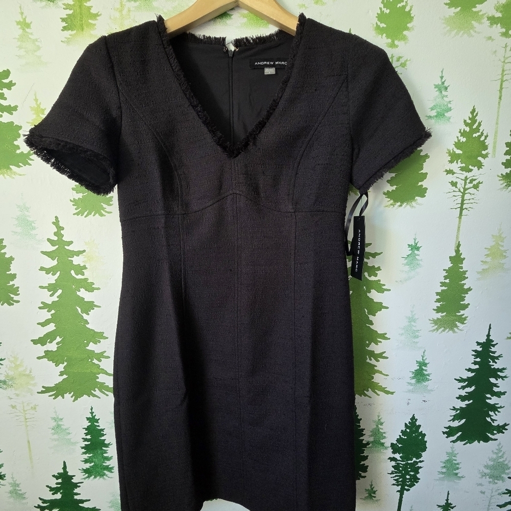 Andrew Marc Black V-Neck Short-Sleeve Sheath Dress